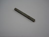 1909/48 Axle & Drive Shaft Key